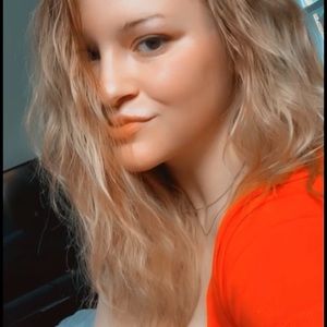 Meet your Posher, Bella